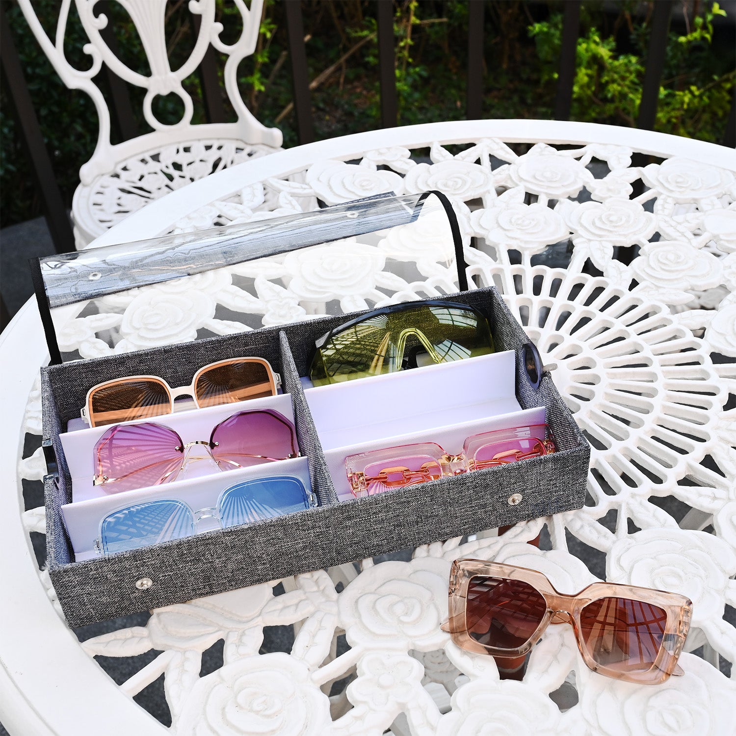 Lolalet Zonnebril Opbergdoos voor Vrouwen, Eyewear Eye Glass Organizer met Clear Top Deksel Display Houder Case, Zwart, 4 Layers Lolalet Zonnebril Opbergdoos voor Vrouwen, Eyewear Eye Glass Organizer met Clear Top Deksel Display Houder Case, Zwart, 4 Layers