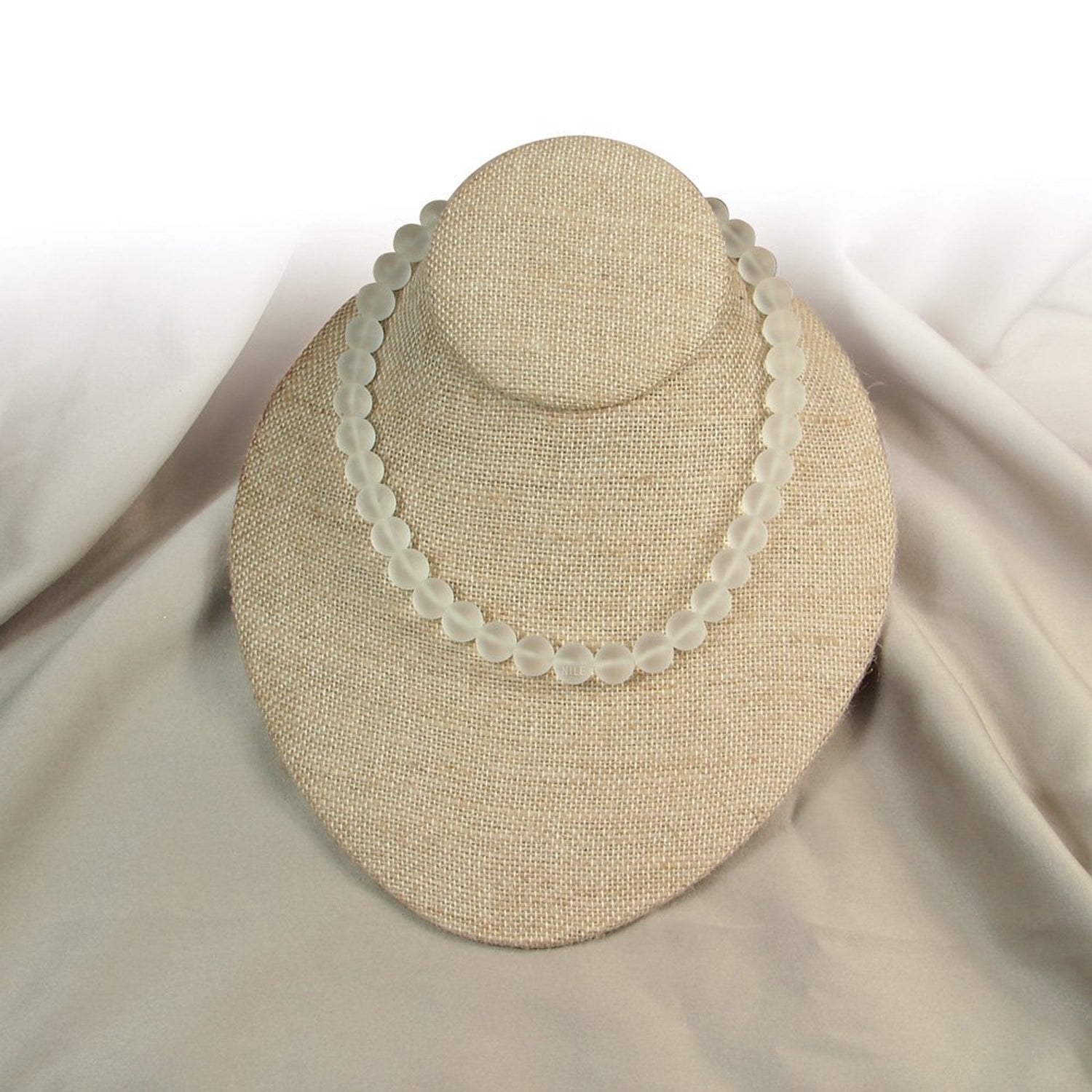 171-1LN Lay Down Necklace Bust Display