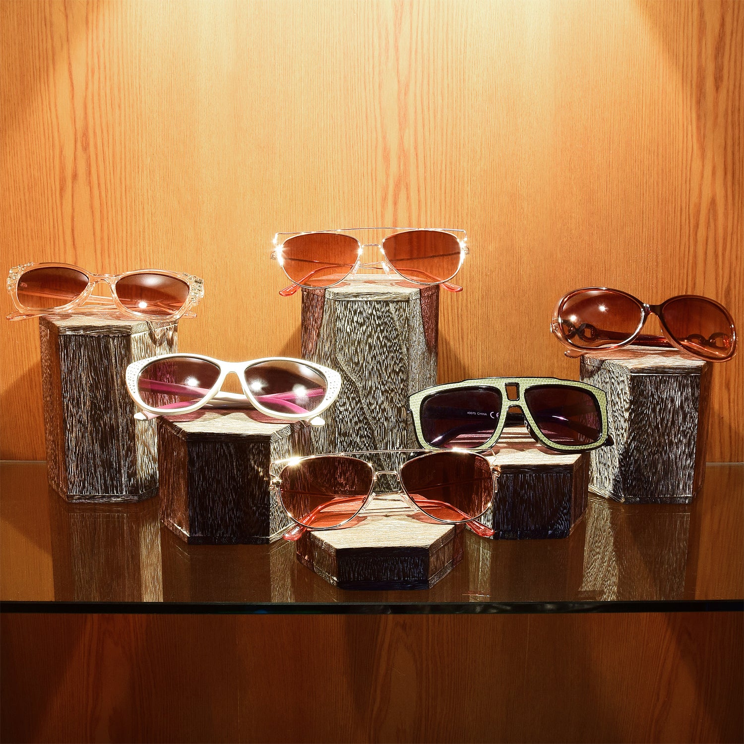 Ikee Design® Wooden 6 Pcs Hexagon Risers for Jewelry Accessories