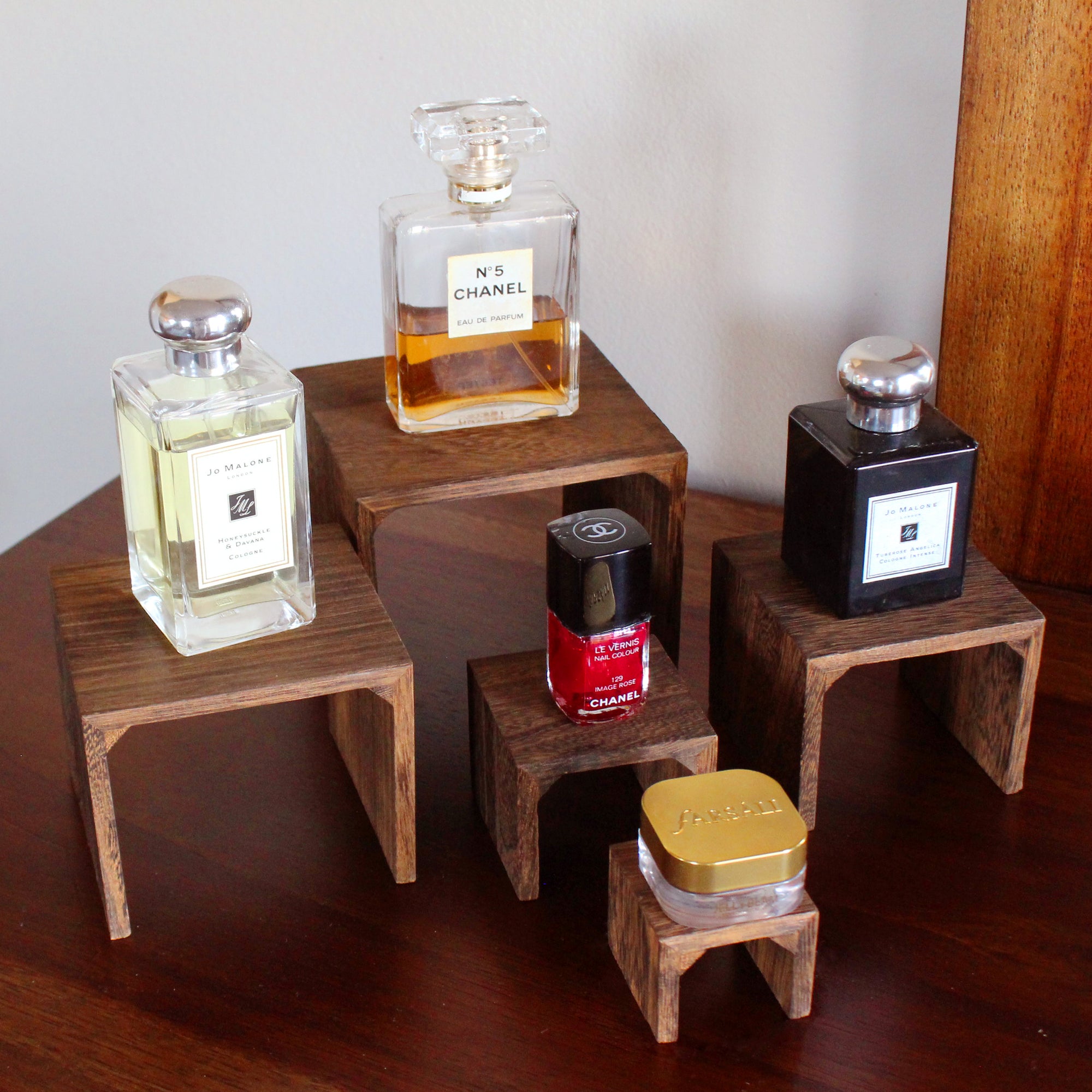 Ikee Design® 5 display risers for displaying various items