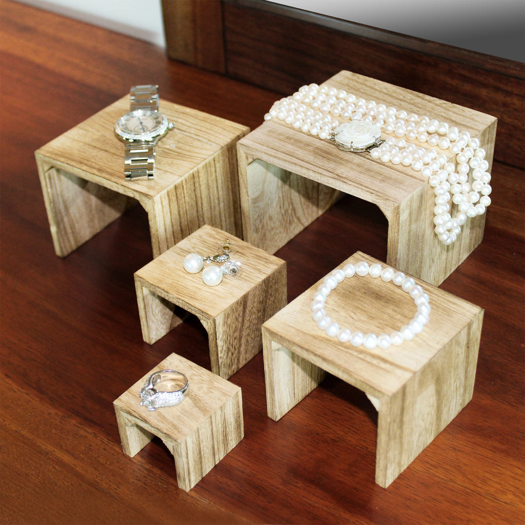 Ikee Design® 5 risers display jewelry & accessories in different heights